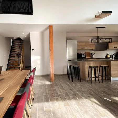 Campagne Famille 15 Pers Piscine Chauffee Jeux Enfants Petanque Tatil Evi