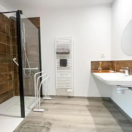 Campagne Famille 15 Pers Piscine Chauffee Jeux Enfants Petanque Tatil Evi