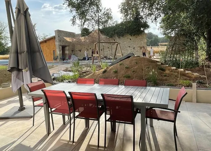 Campagne Famille 15 Pers Piscine Chauffee Jeux Enfants Petanque 펜션