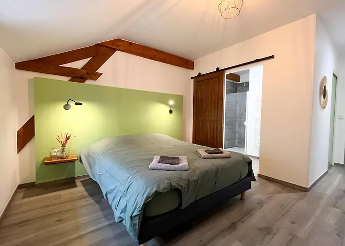 Campagne Famille 15 Pers Piscine Chauffee Jeux Enfants Petanque 펜션 *