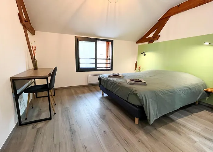 Campagne Famille 15 Pers Piscine Chauffee Jeux Enfants Petanque 펜션